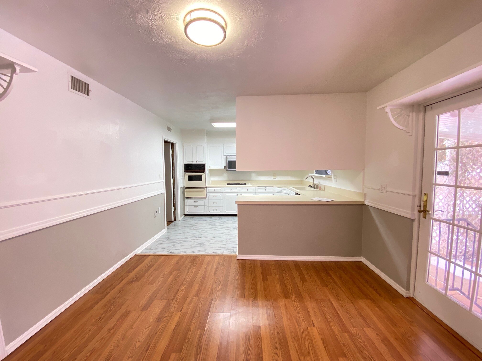 Building Photo - 5414 S Land Ave