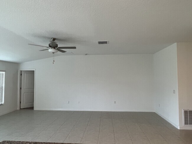Building Photo - 12767 Weston Oaks Ln