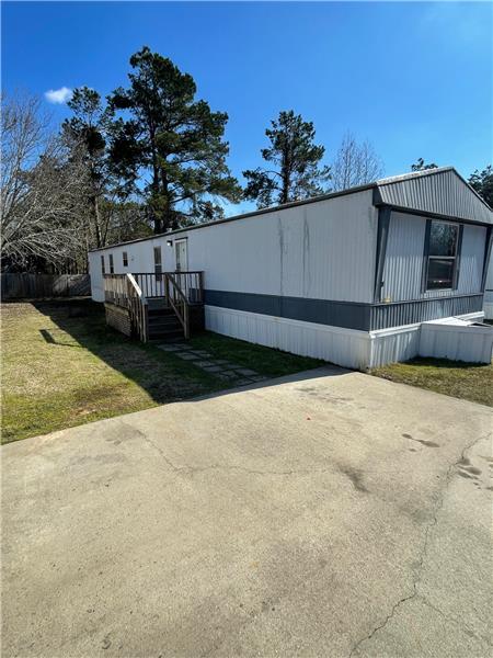 Building Photo - 135 Dv Byrd Ln