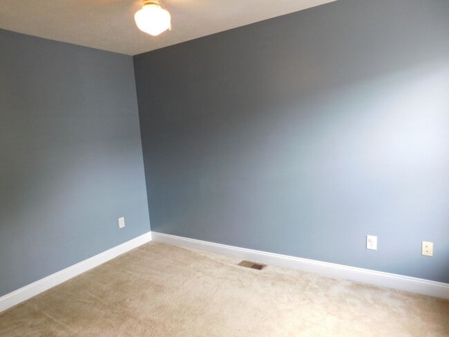 Building Photo - 4208 Arbor Green Way