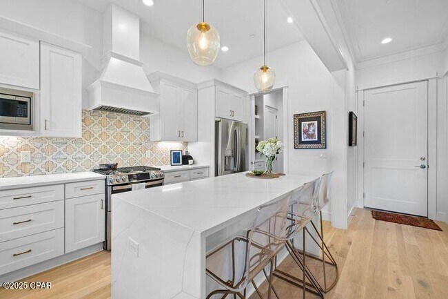 Building Photo - 1411 Courtside Dr