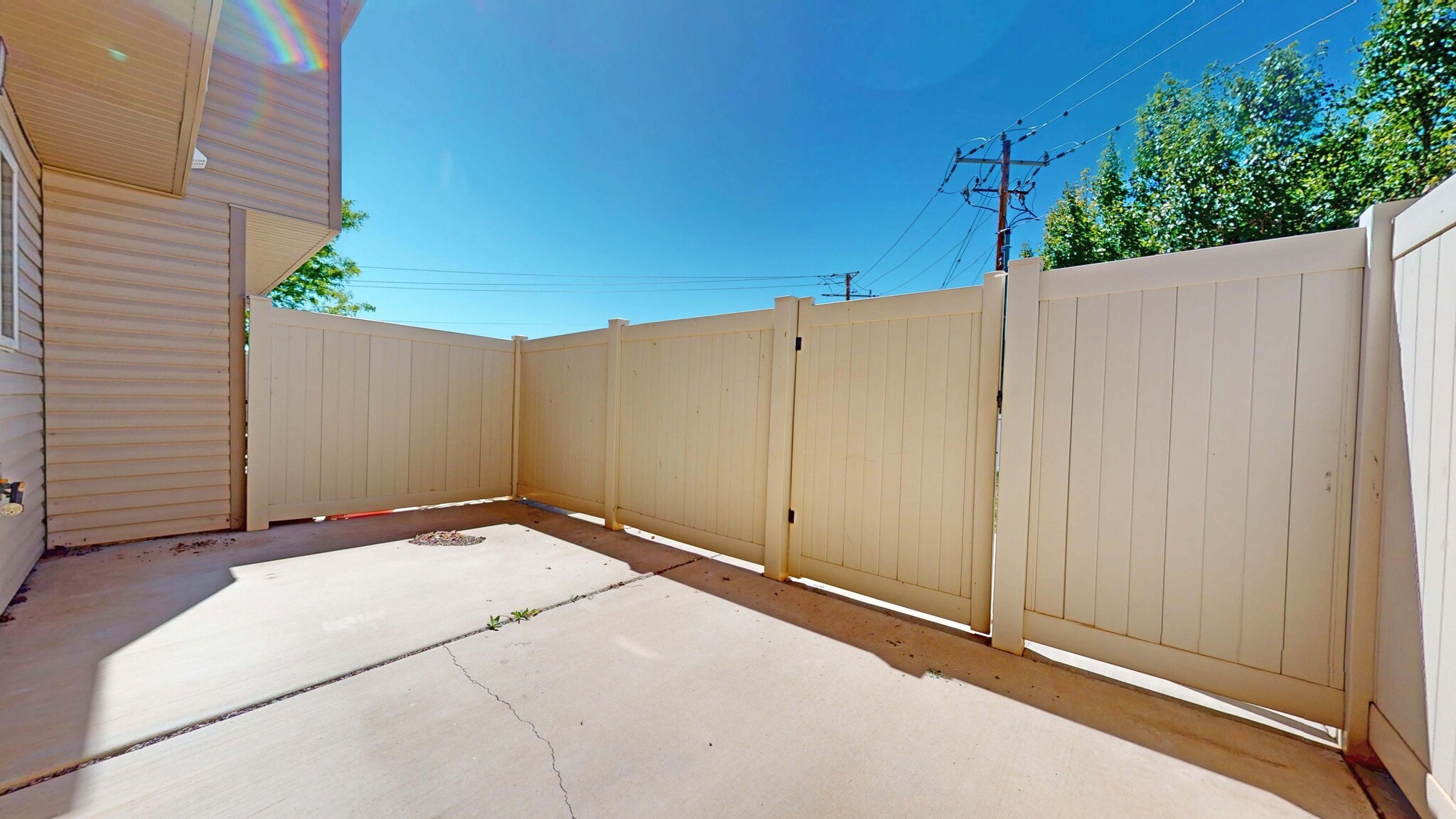Building Photo - 370 W 1425 N