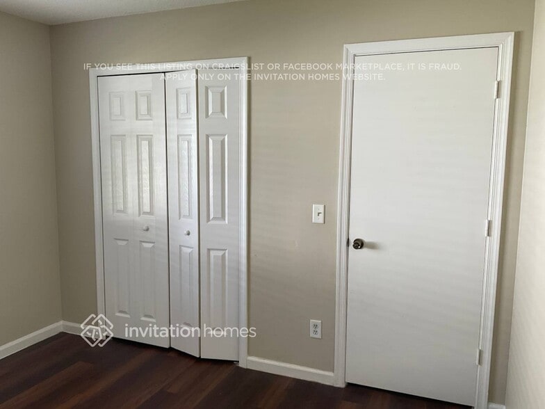 Building Photo - 162 Parkwood Dr