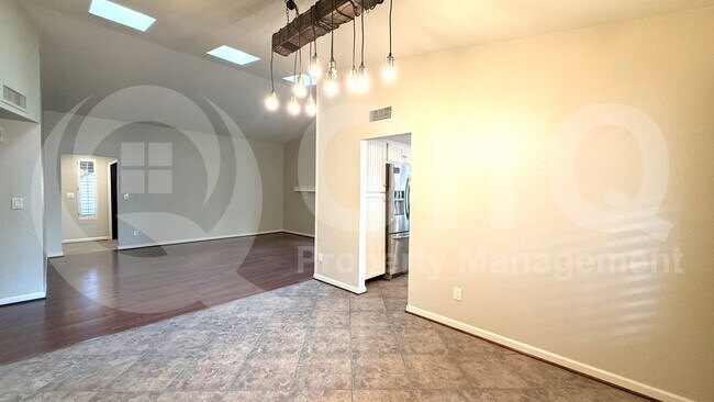 Building Photo - 3413 W Kristal Way