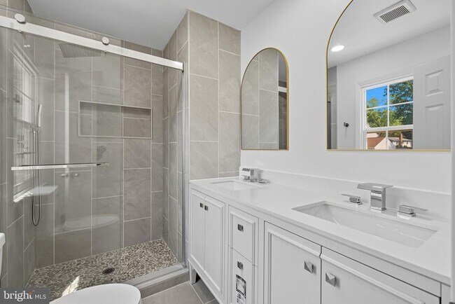 Building Photo - 13546 Tabscott Dr