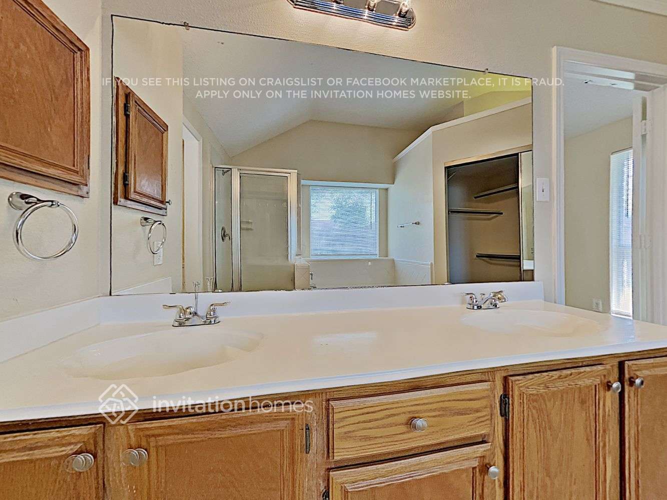 Building Photo - 7109 Oakview Ct