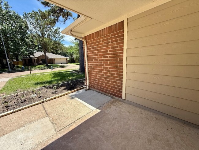 Building Photo - 14419 Golden Cypress Ln
