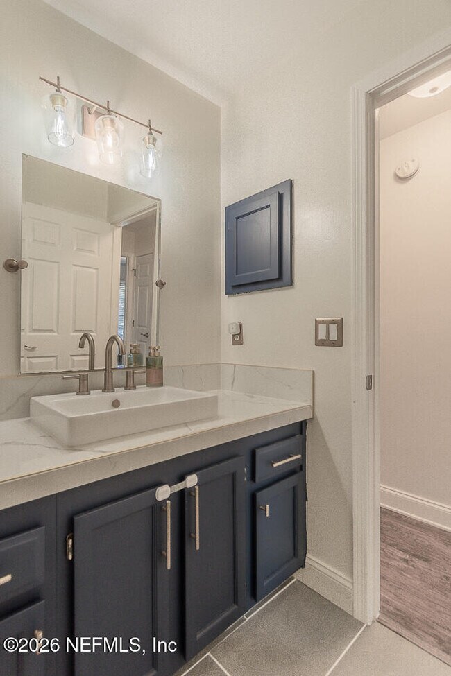 Building Photo - 12041 Wren Hollow Ct