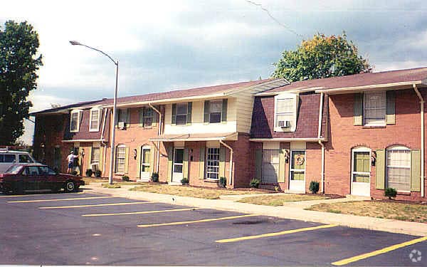 Building Photo - Trailbridge Townhomes