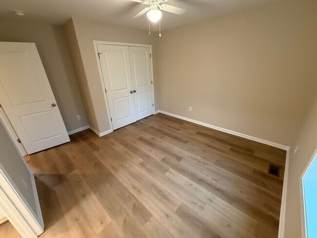 Building Photo - New Construction Duplex For Rent: 511 Maryland Ave, Burlington, NC