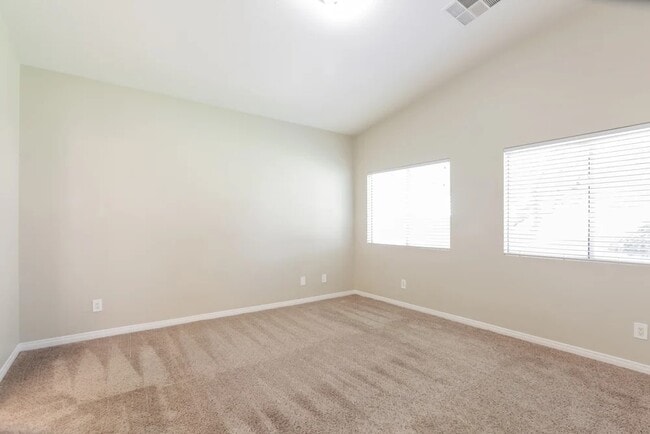 Building Photo - 2126 Paganini Ave