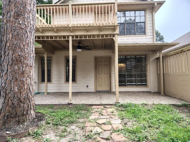 Building Photo - 2823 Whitman Dr