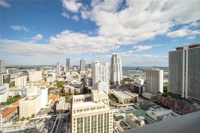 Building Photo - 151 SE 1st St