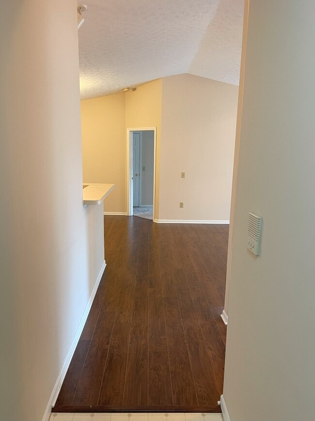 Building Photo - 2317 Vicente Ct