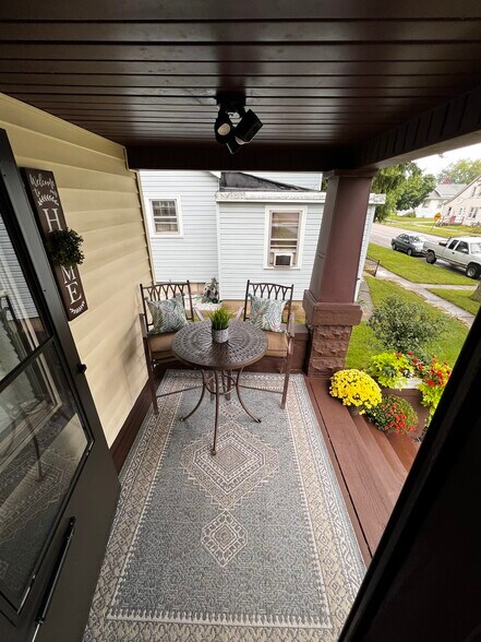 Building Photo - 283 S Michigan Ave