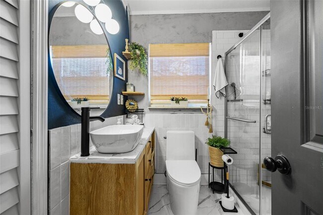 Building Photo - 2116 W St Louis St