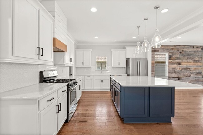 Building Photo - Former Model Home in the highly coveted Jackson Hills subdivision!