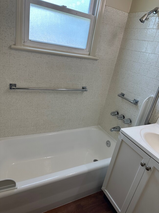 Building Photo - 515 W Foothill Blvd