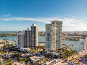 Building Photo - 450 Alton Rd