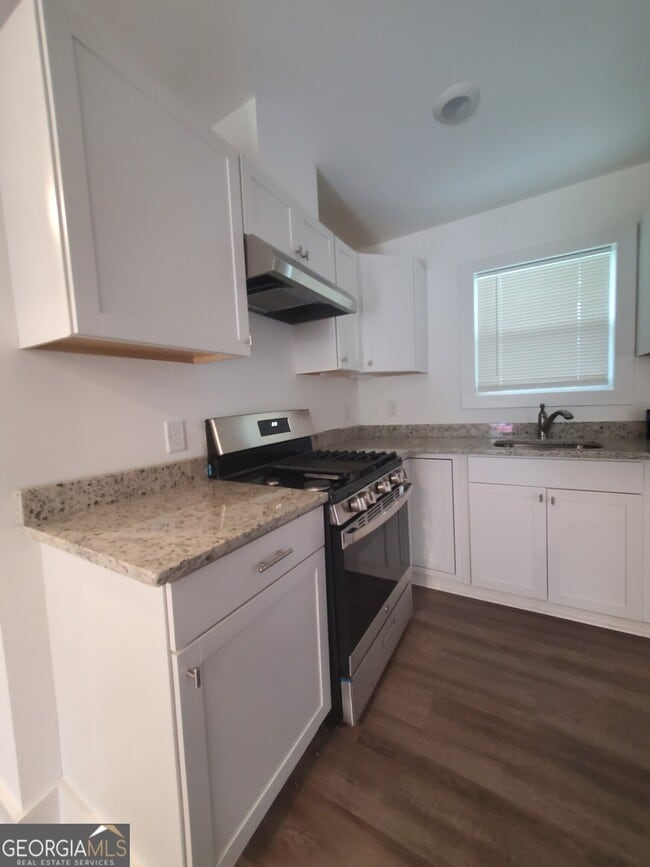Building Photo - 1167 Mayland Cir SW