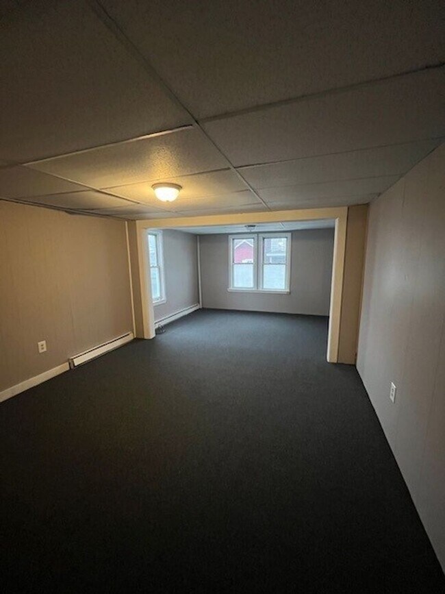 Building Photo - 208 W Patterson St