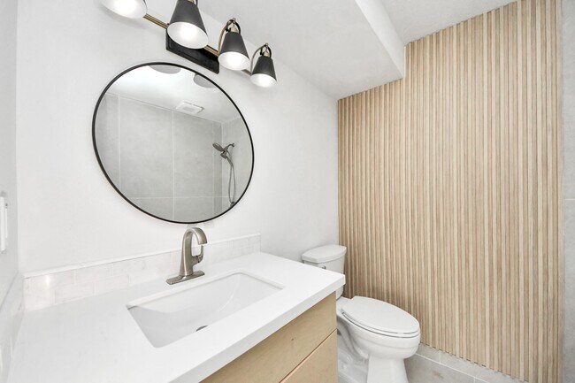 Building Photo - 3726 Las Palmas St