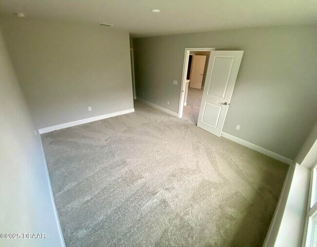 Building Photo - 78 Longridge Ln