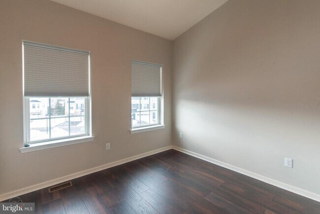 Building Photo - 2305 Maci's Cir