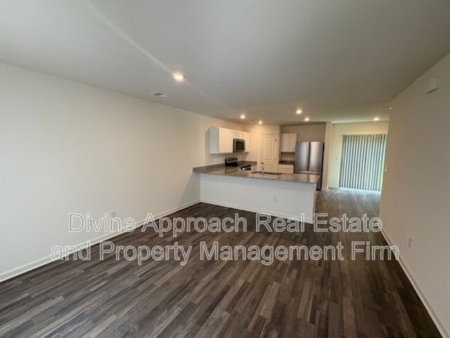 Building Photo - 1609 U W Clemon Dr