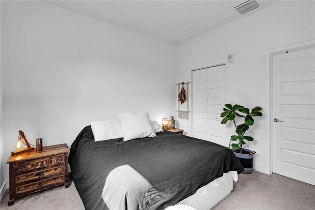 Building Photo - Northwest 104th Avenue, Doral, FL 33178 - 3 BR 2 BA condo