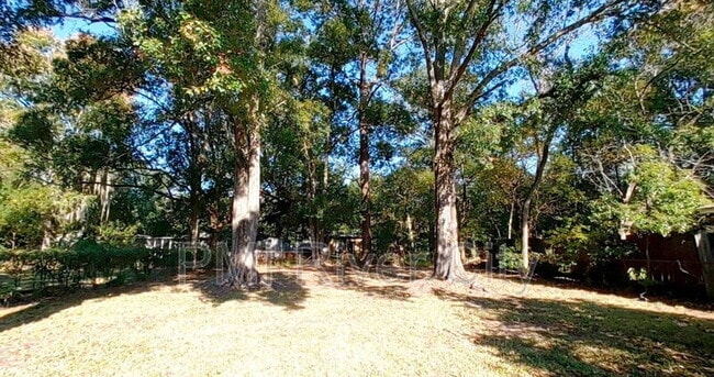 Building Photo - 5223 Polan Ln