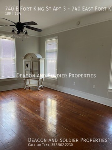 Building Photo - 740 E Fort King St