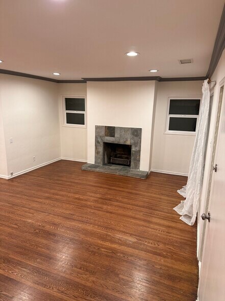Building Photo - 2024 N New Hampshire Ave