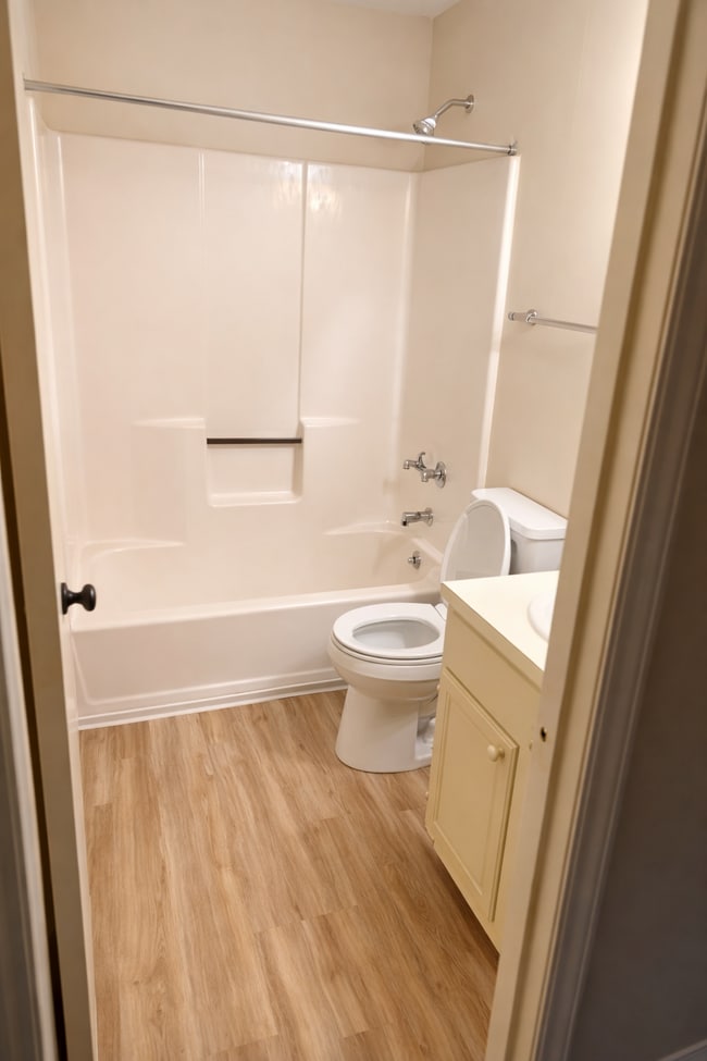 Building Photo - 1628 Spring Garden St