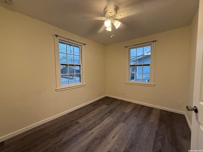 Building Photo - 3103 Neptune St