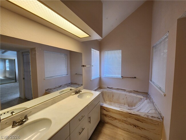 Building Photo - 4732 O'Bannon Dr