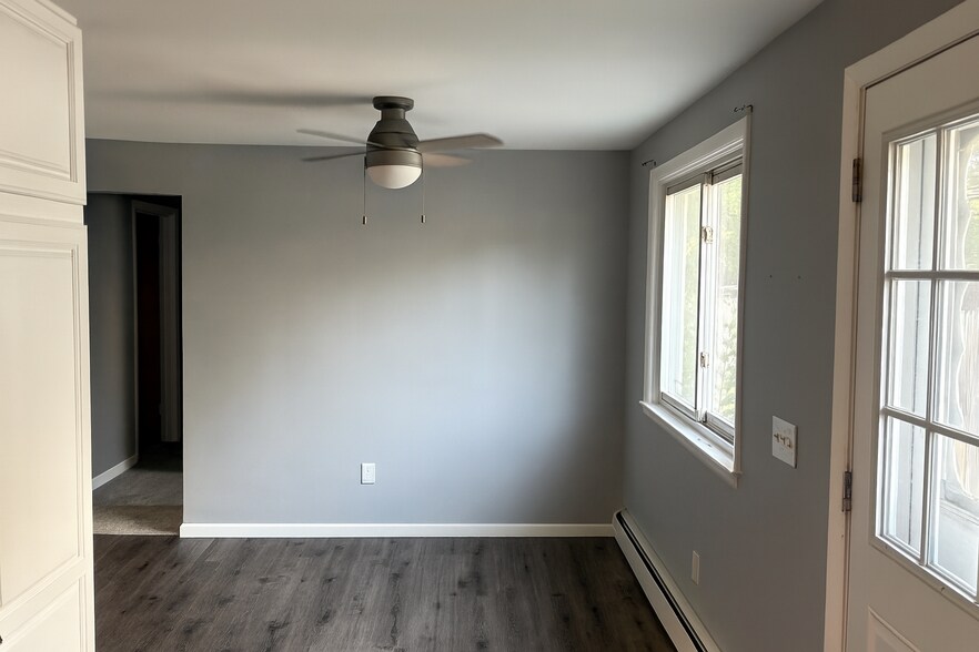 Building Photo - 938 Whitlock Rd
