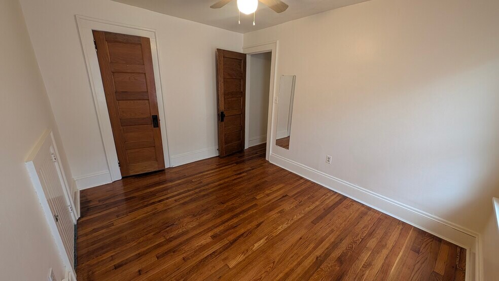 Building Photo - 1973 W 44th St