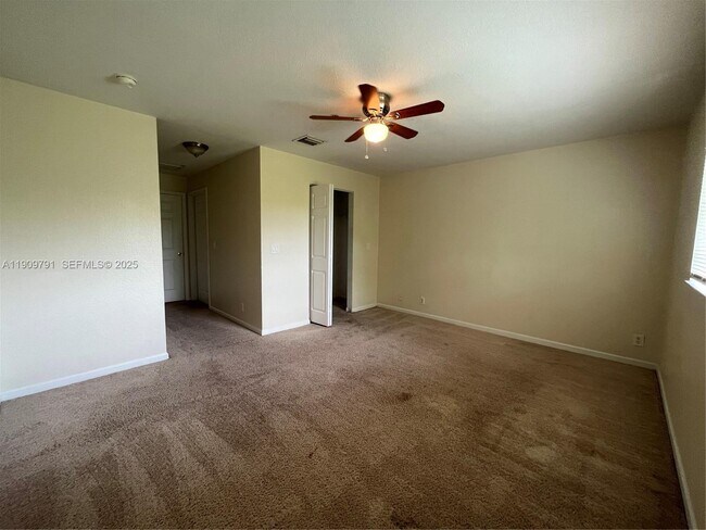 Building Photo - 3416 NW 14th Ct