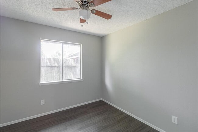 Building Photo - 3118 Lucida Ln