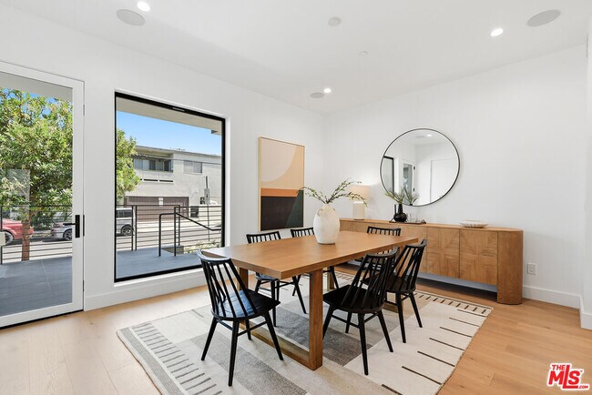 Building Photo - 4095 Sawtelle Blvd