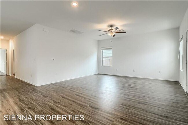 Building Photo - 7213 Tonka Ln