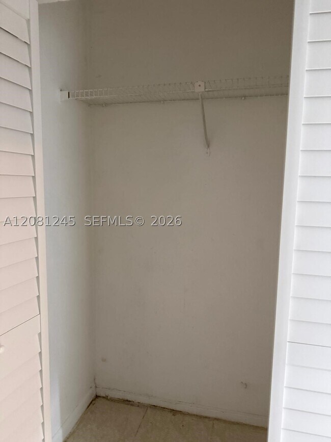 Building Photo - 2175 NE 170th St