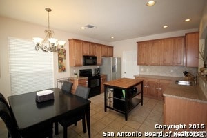 Building Photo - 1151 Pinnacle Falls
