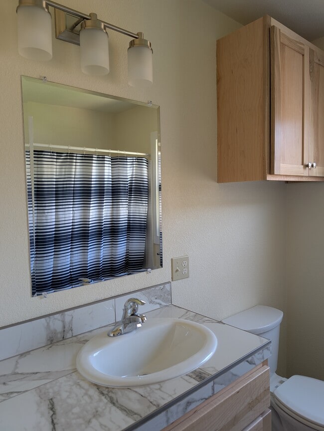 Building Photo - 3785 G St