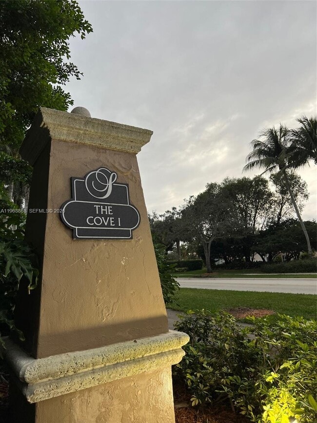 Building Photo - 1210 Leeward Way