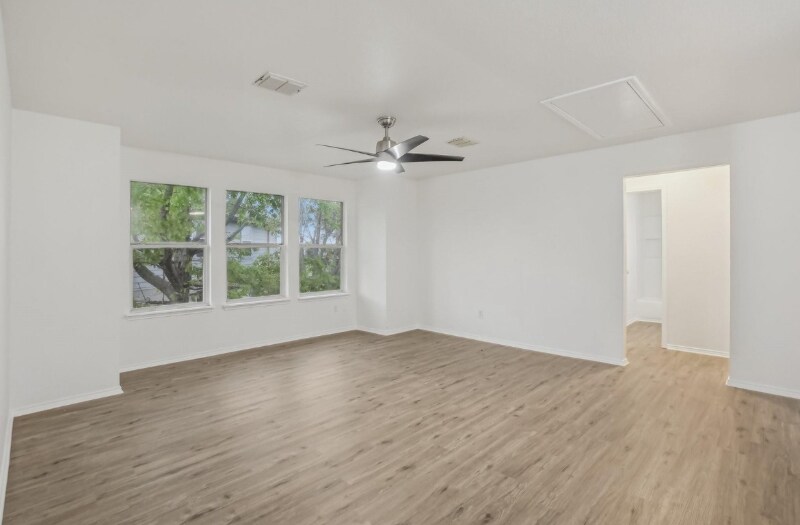 Building Photo - 4662 Snow Ridge Ct