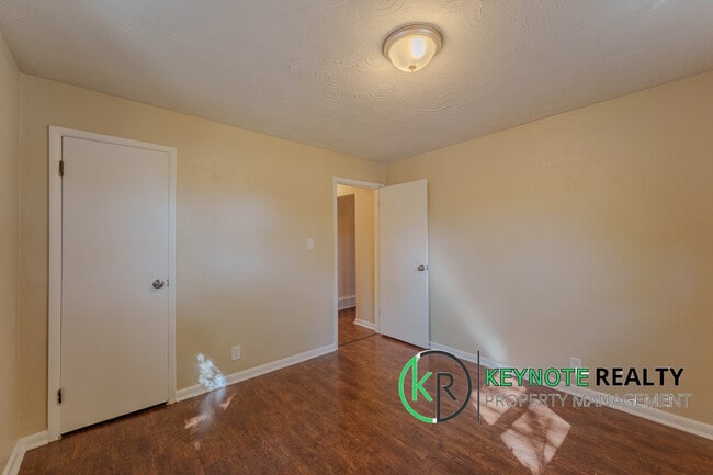 Building Photo - 1840 Culver Ave