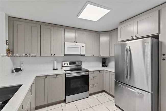 Building Photo - 11102 NW 83rd St