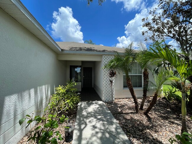 Building Photo - Plant City-Trapnell Ridge Community 4 Bedr...